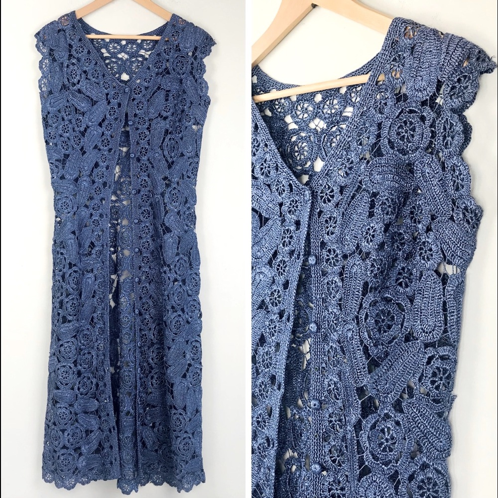 Vintage Find! 60’s/70’s Rafia Long Line Button Front Vest Size S/M